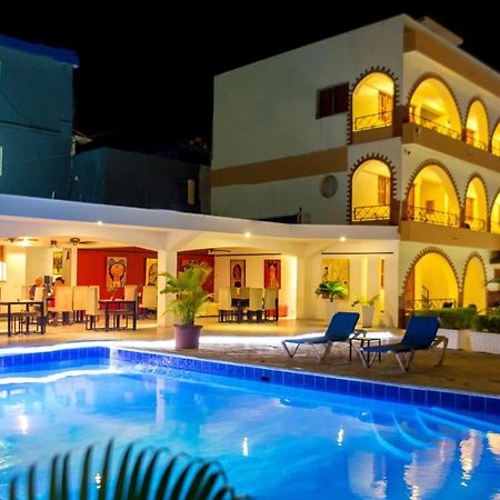 Hotel Las Palmeras Sosúa Buitenkant foto